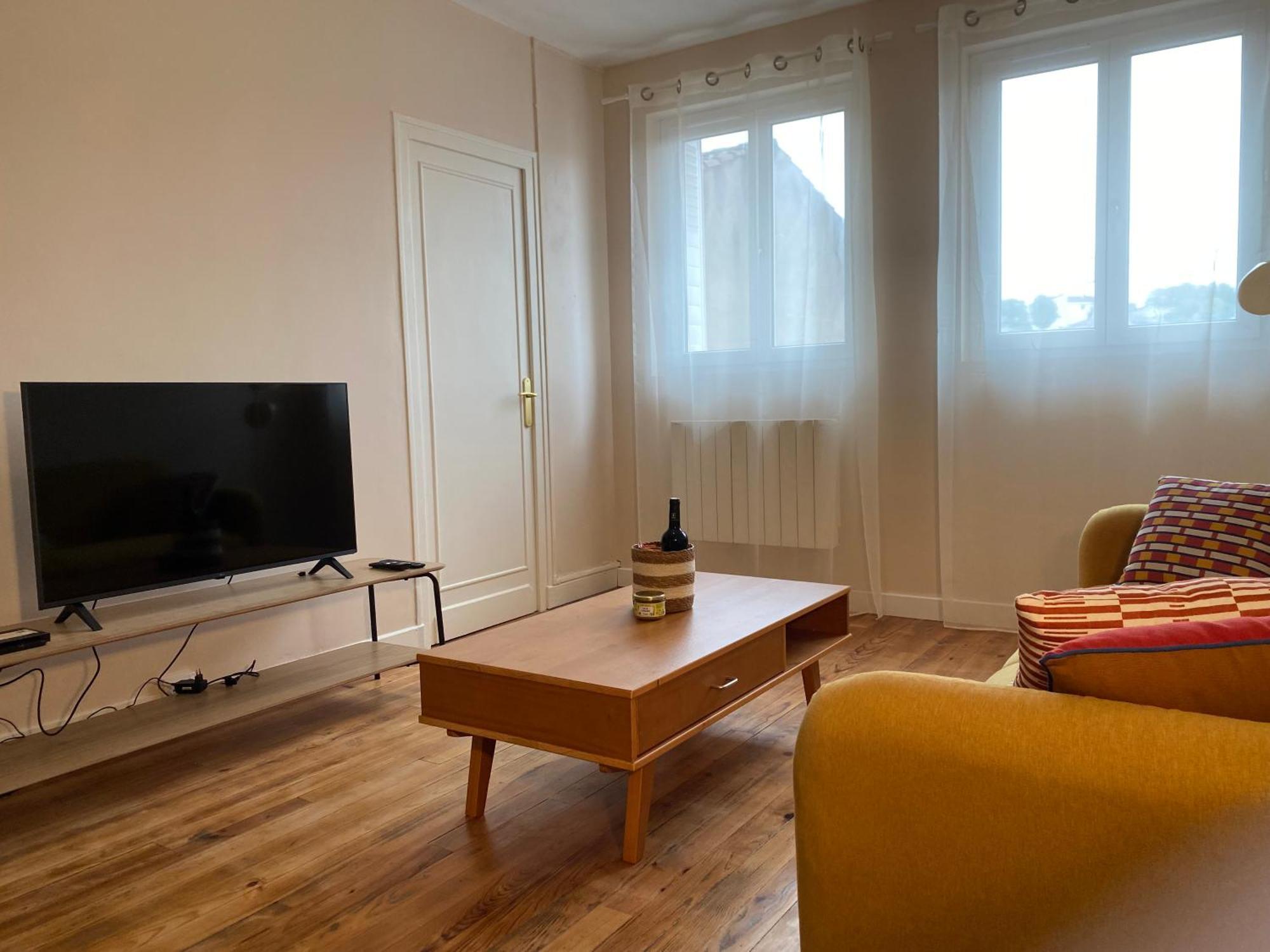 Appt O En Couleurs Apartment Auch Exterior photo